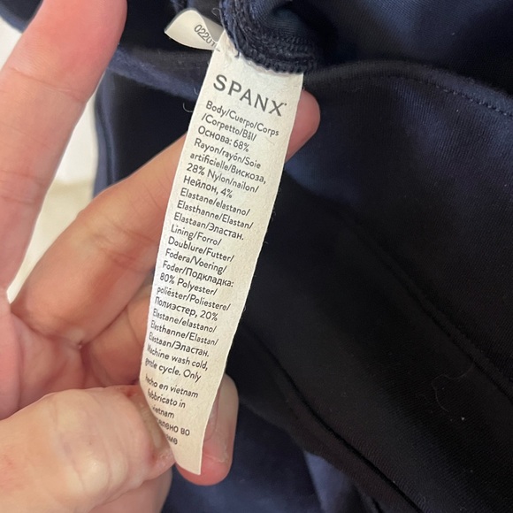 SPANX Navy Shaping Ponte Pull On Pants High Rise Slim Leg Work Travel EUC Size L - Picture 5 of 13